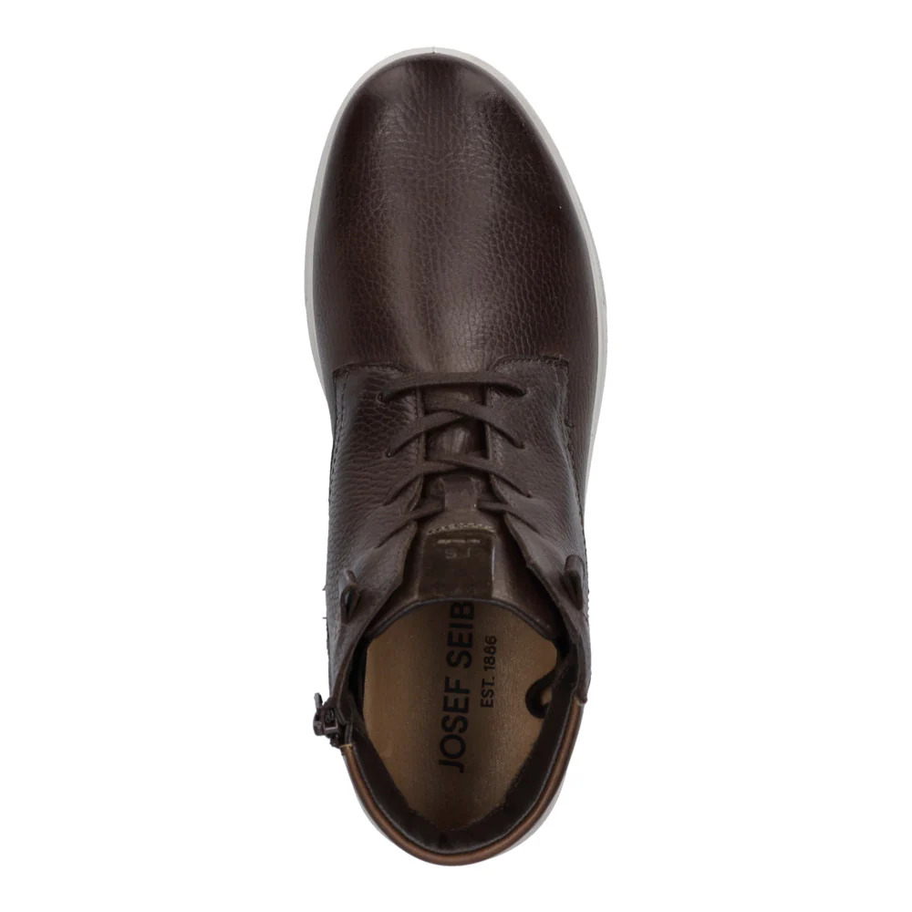 Maddox 02 - Image 6