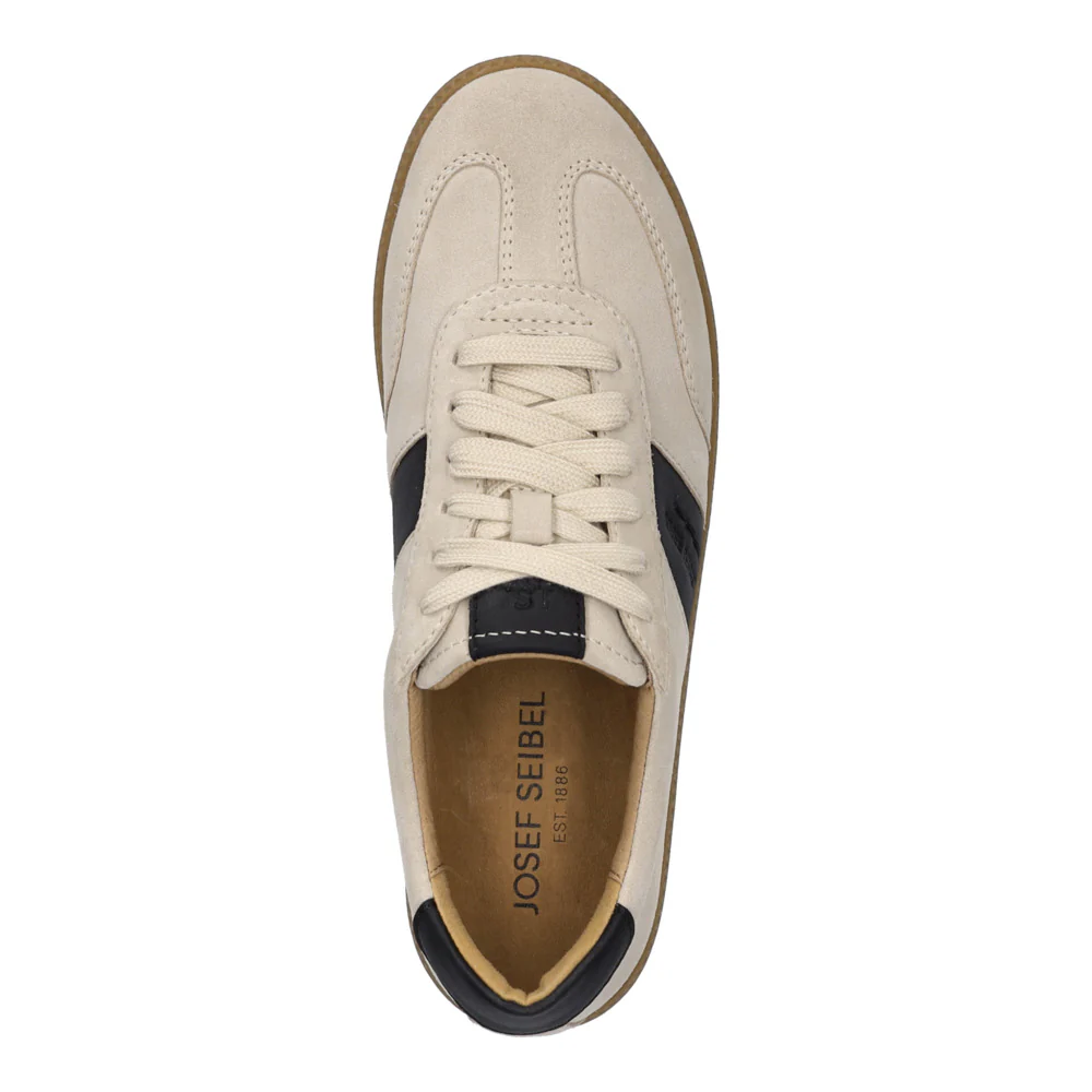 Joleen 01 - Image 11
