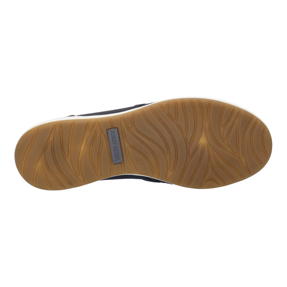 Caren 72 - Image 7
