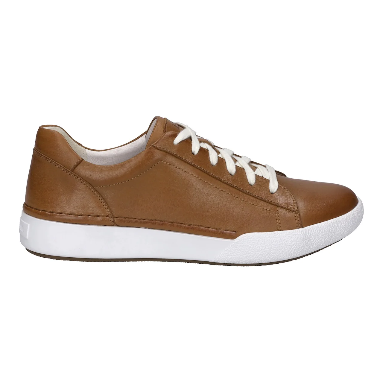 Claire 01 - Image 6