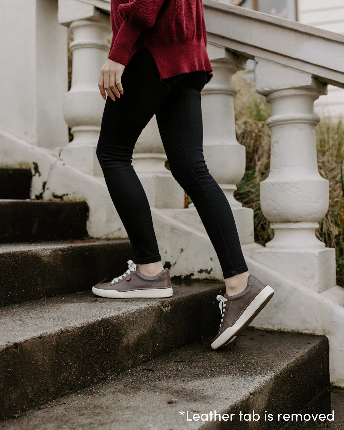 Claire 01 - Image 5