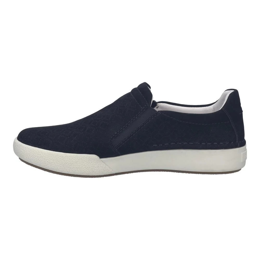 Claire 35 - Image 3