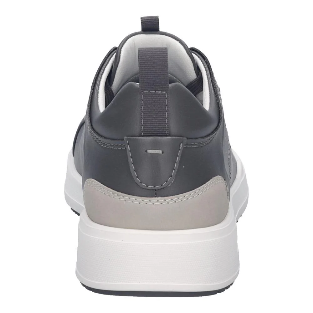 Donovan 04 - Image 5