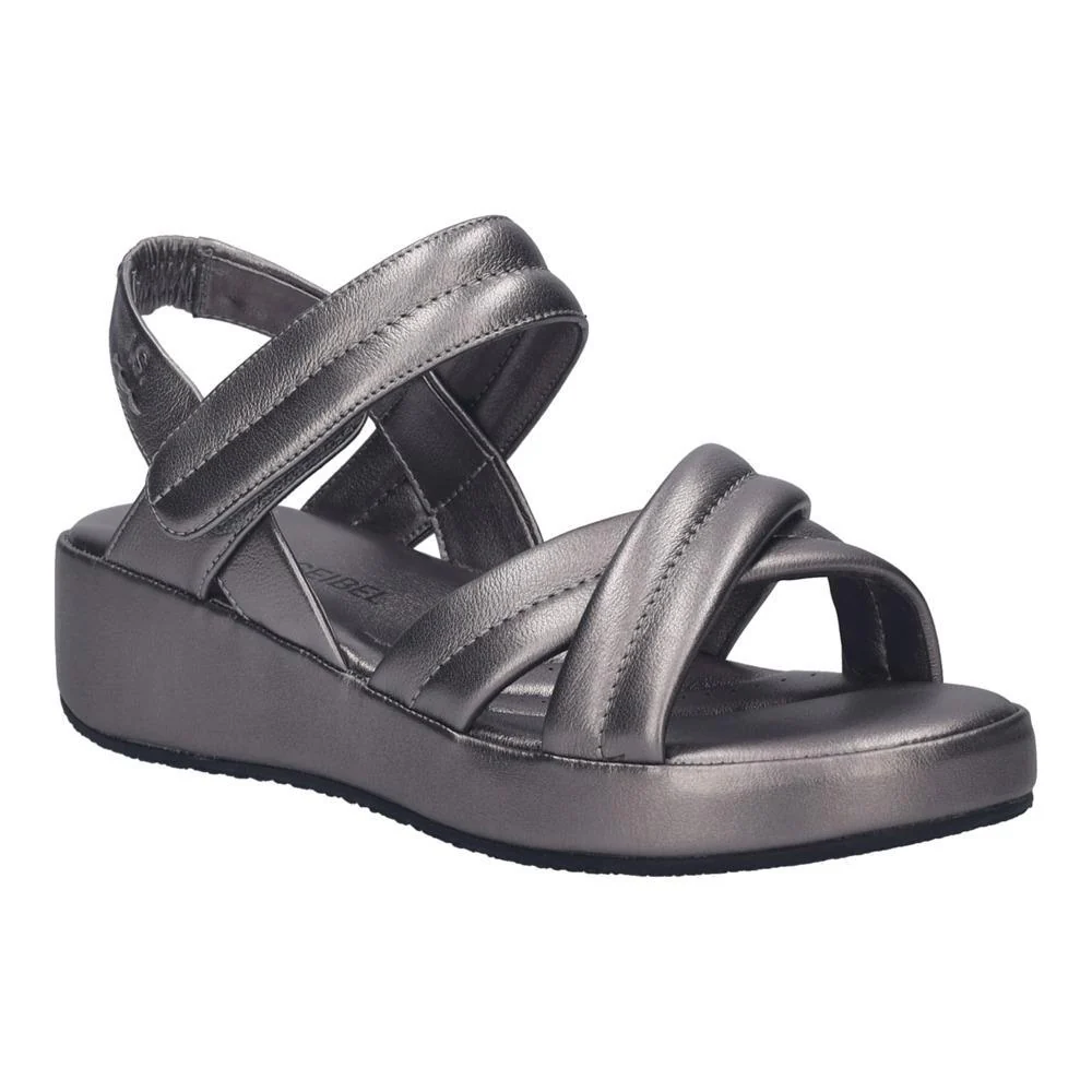 Eve 04
