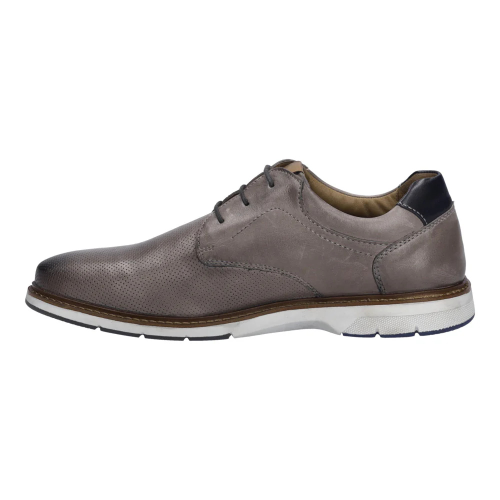 Stuart 02 - Image 7