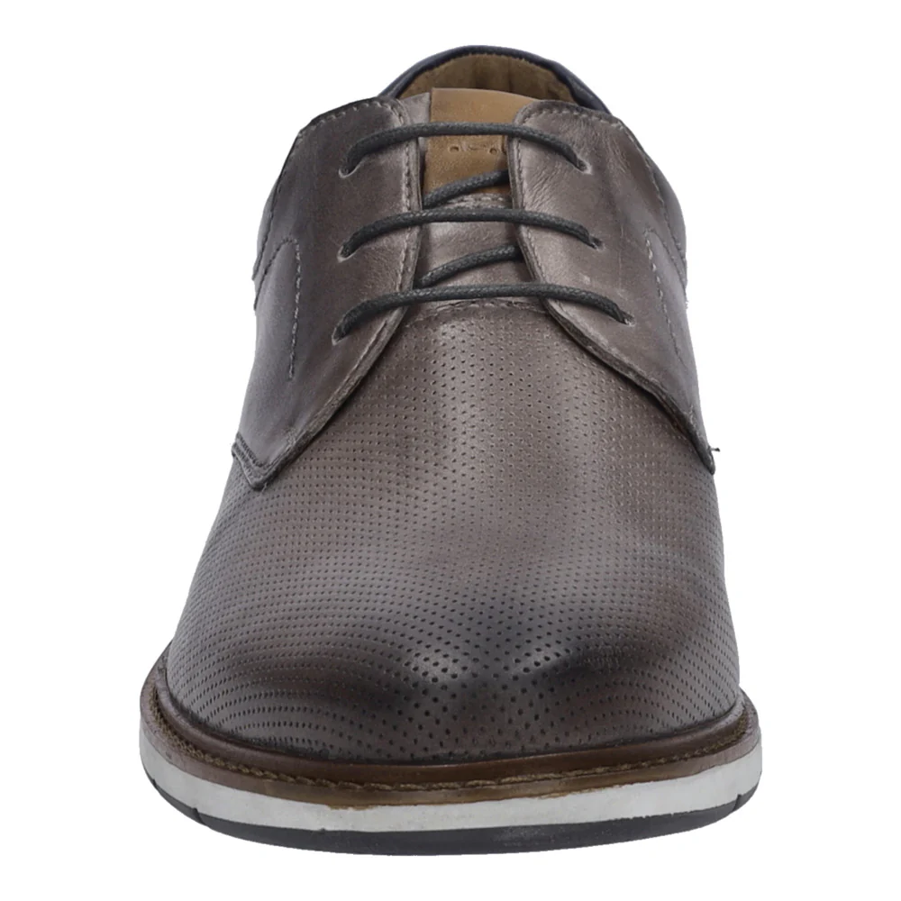 Stuart 02 - Image 8